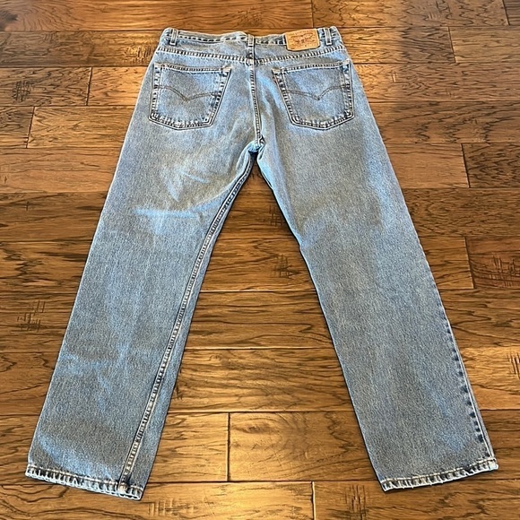 Levi’s Vintage 505 Regular Fit Straight Leg Size 38 x 32 - Picture 2 of 16